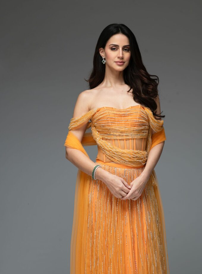 The Crystal Drape Set