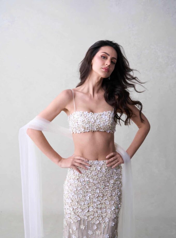 The Crystal Daisy Set
