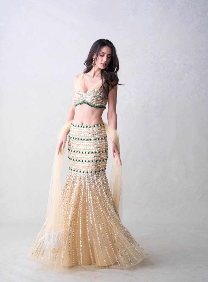 The Emerald Bijou Set